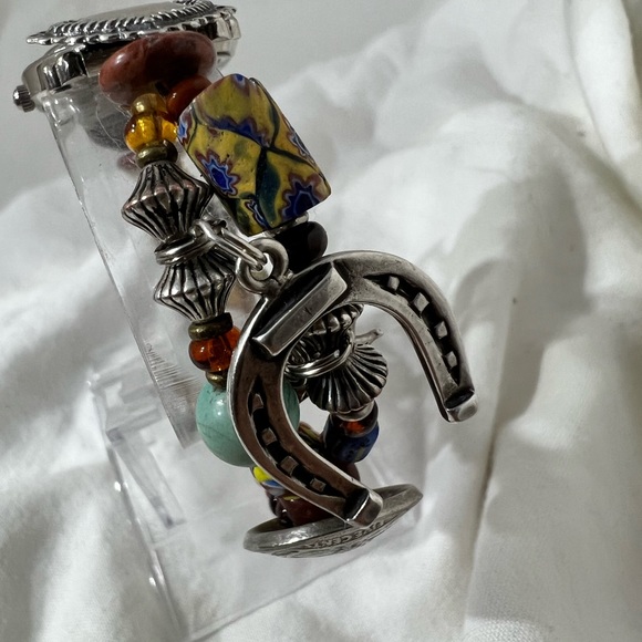 Vintage Charm Bracelet Made Using 925 Sterling Silver Charms New Batteries. - Picture 4 of 16